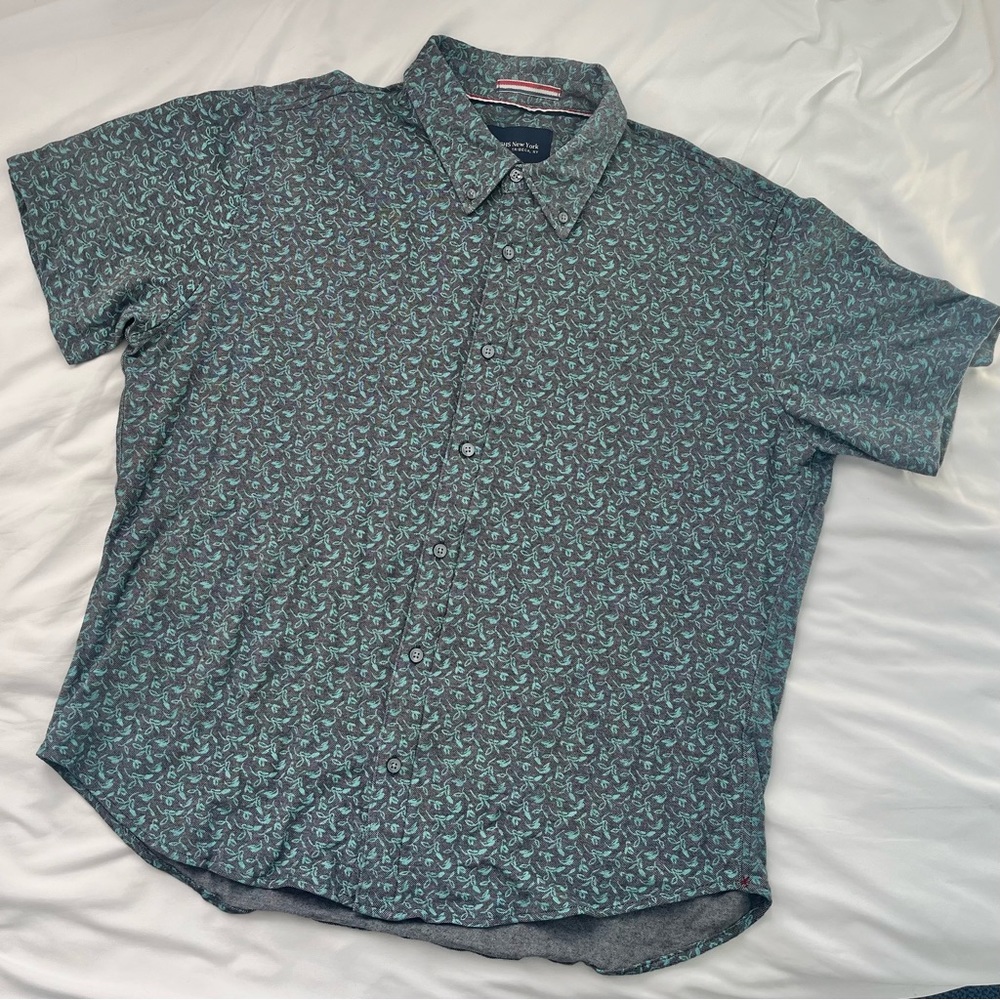 Men’s XL Jachs New York Short Sleeve Button Down Shirt- Teal/ Navy Floral Print